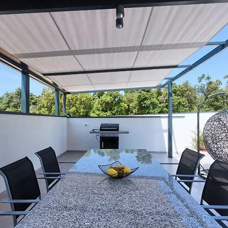 Villa Va.lunga With Pool And Wirpool