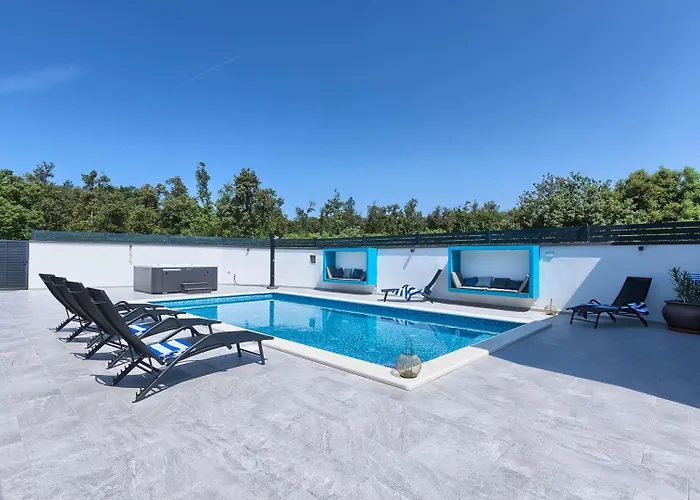 Βίλα Va.lunga With Pool And Wirpool *