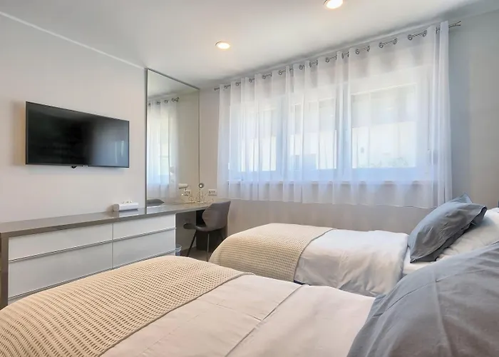 Villa Va.lunga With Pool And Wirpool Pula